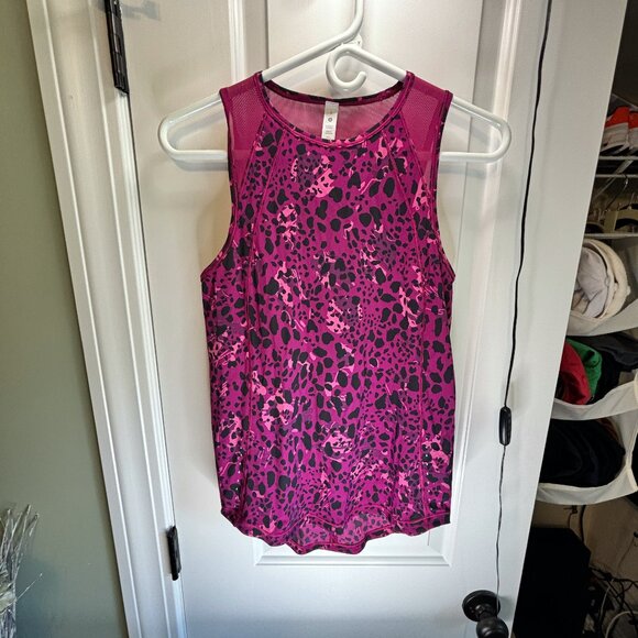 lululemon athletica Tops - Pre-worn MINT Lululemon Women's Size 2 Pink Pattern Tank Top